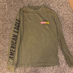 American Eagle Outfitters Men’s Olive Green Long Sleeve Shirt